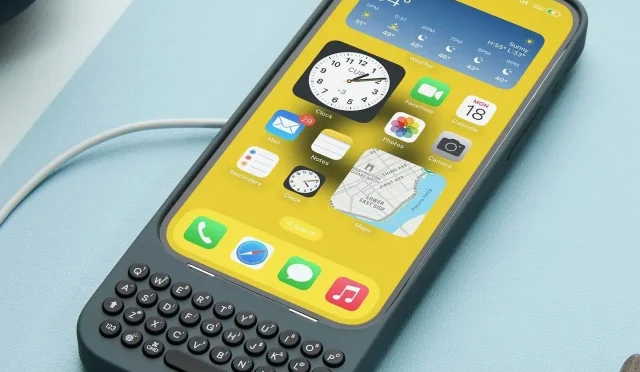 Clicks Keyboard Case Transform Your Phone Experience  Wealth Health  Tech  Your Guide to Success Clicks Keyboard Case Transform Your Phone Experience