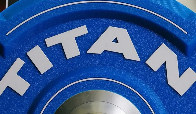 EZ Grip Elite Urethane Plates Review for Weightlifting