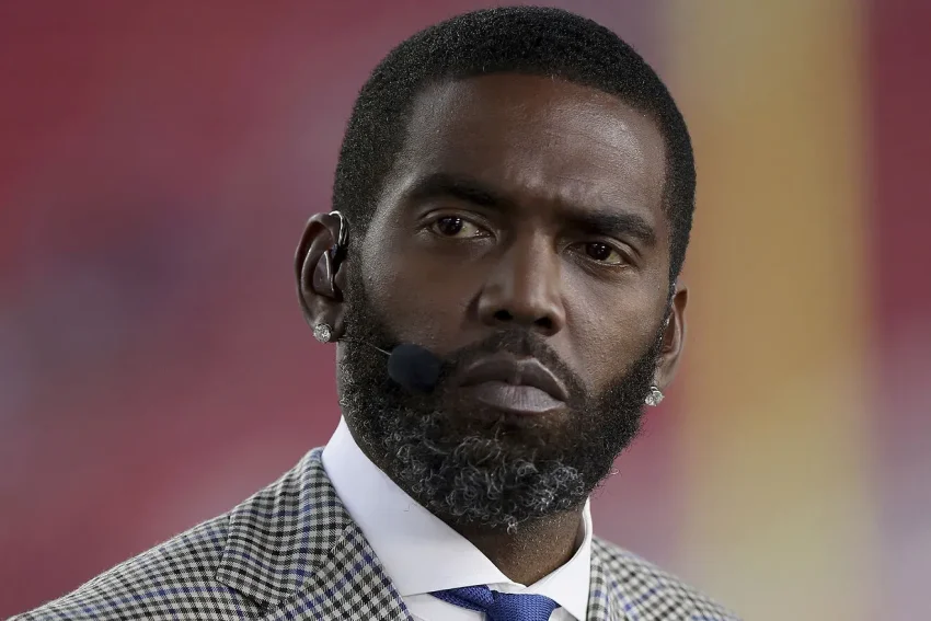 Randy Moss: The Legend of a Pro Football Icon