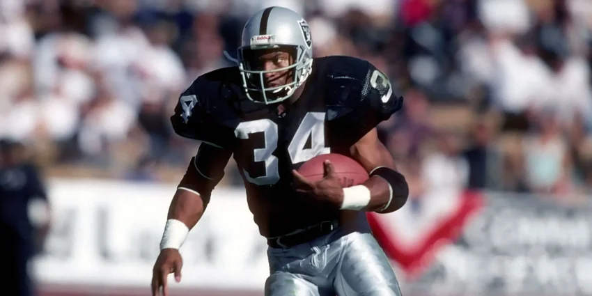 Bo Jackson: The Legendary Two-Sport Athlete’s Journey